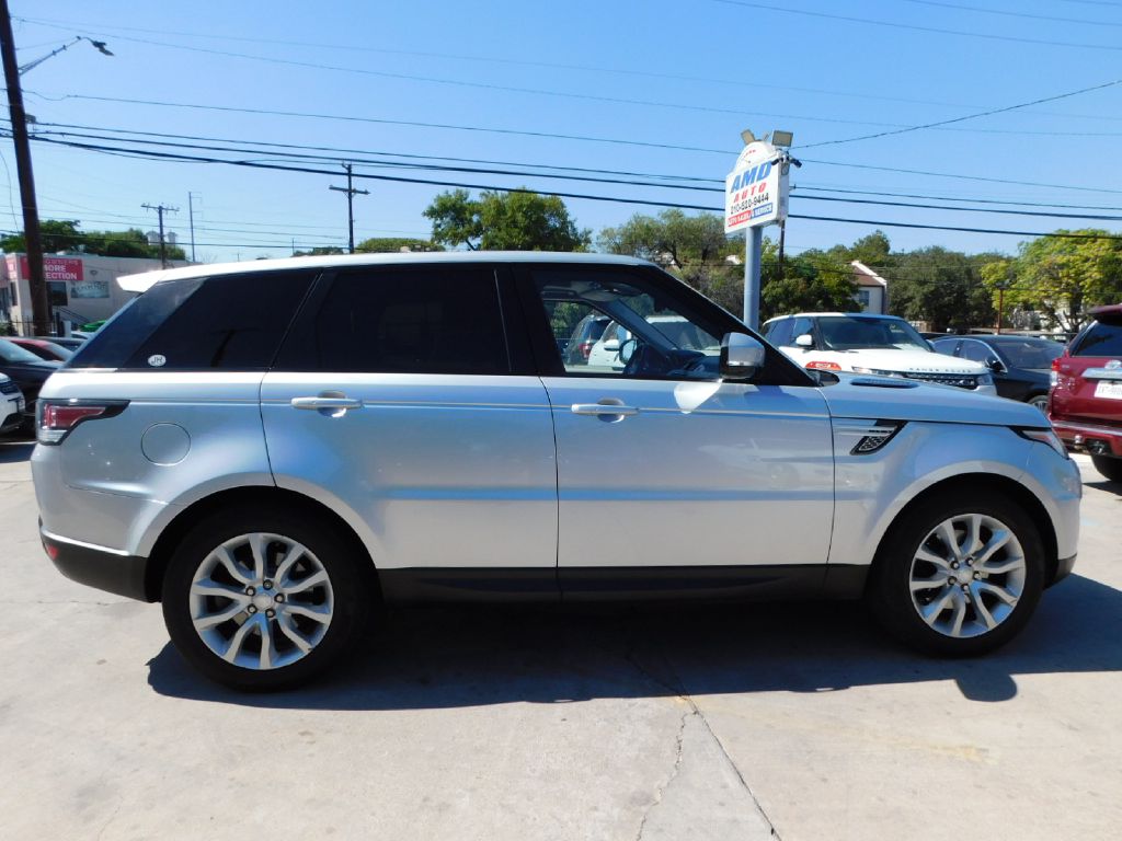 Photo 8 of this LAND ROVER RANGE ROVER SPO
