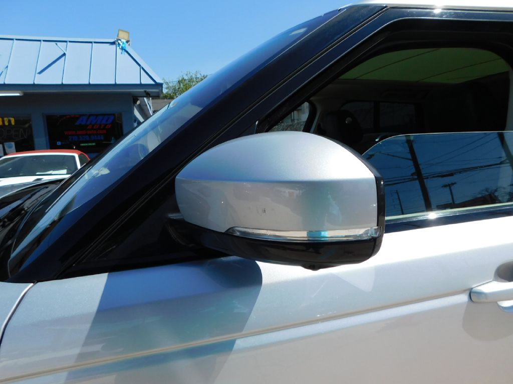 Photo 15 of this LAND ROVER RANGE ROVER SPO