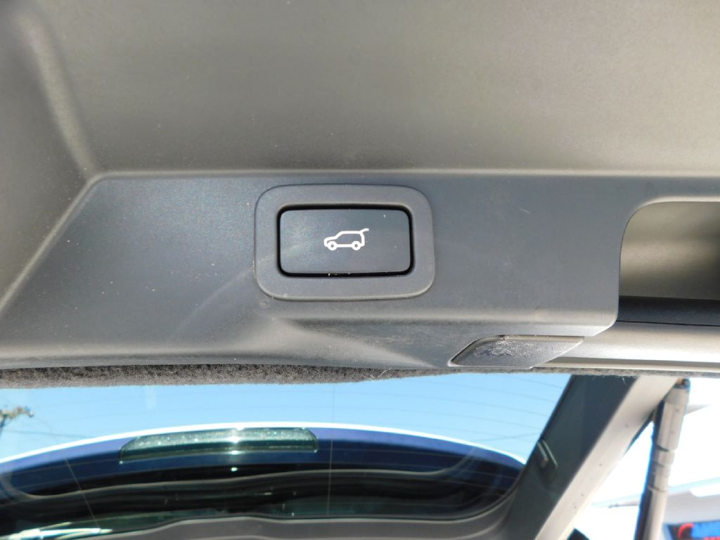 Photo 20 of this LAND ROVER RANGE ROVER SPO