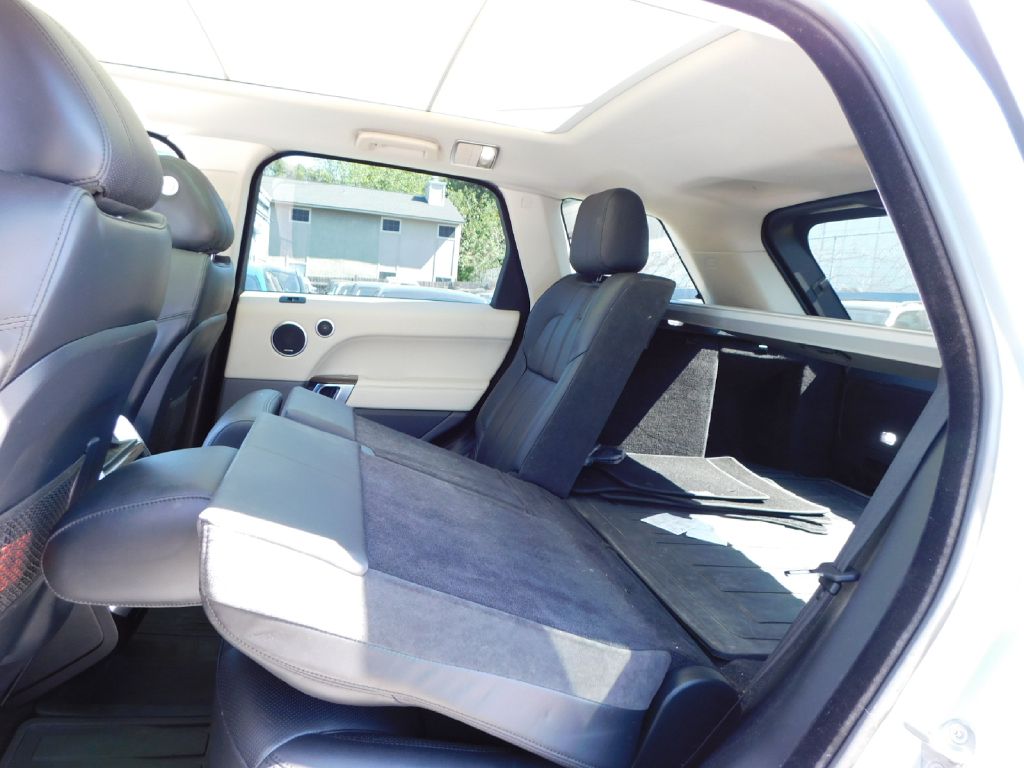 Photo 26 of this LAND ROVER RANGE ROVER SPO