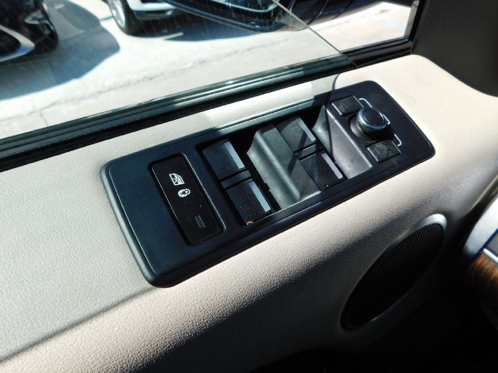 Photo 31 of this LAND ROVER RANGE ROVER SPO