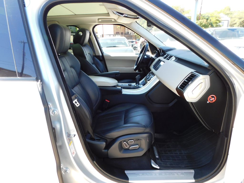 Photo 46 of this LAND ROVER RANGE ROVER SPO