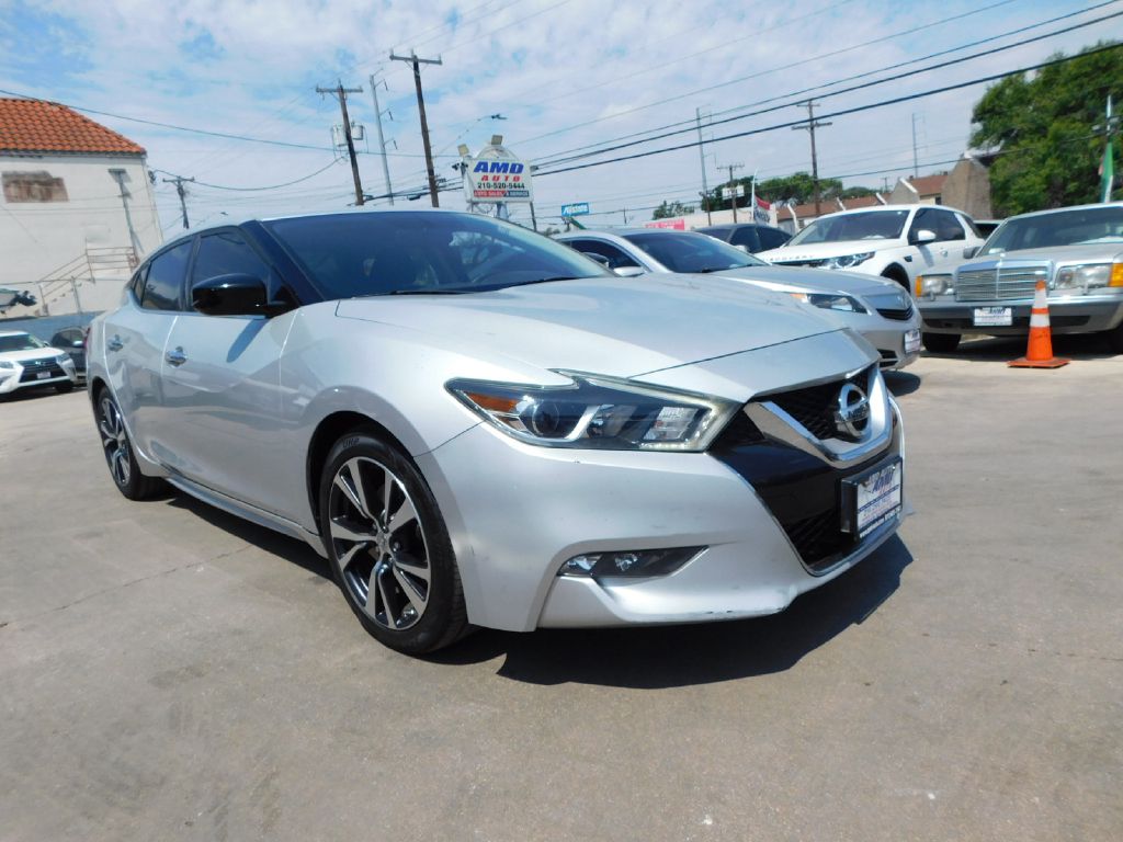 Used Car 2017 Nissan Maxima  3.5s For Sale Under $10,000 In San Antonio, Texas