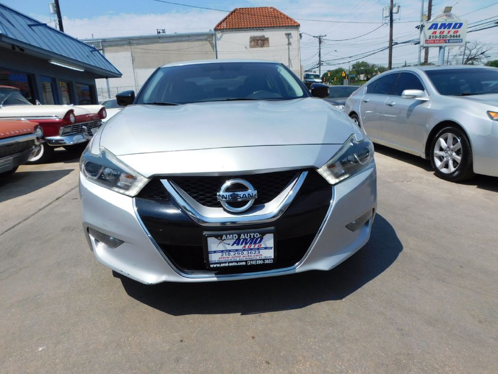 Used Car 2017 Nissan Maxima  3.5s For Sale Under $10,000 In San Antonio, Texas