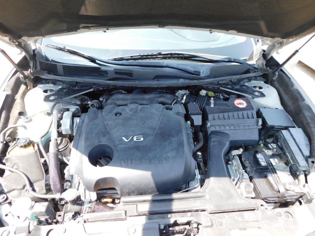 Used Car 2017 Nissan Maxima  3.5s For Sale Under $10,000 In San Antonio, Texas