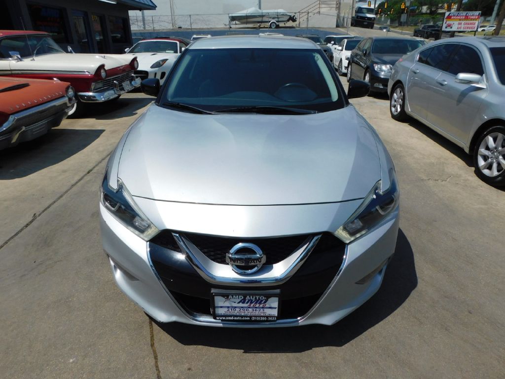 Used Car 2017 Nissan Maxima  3.5s For Sale Under $10,000 In San Antonio, Texas