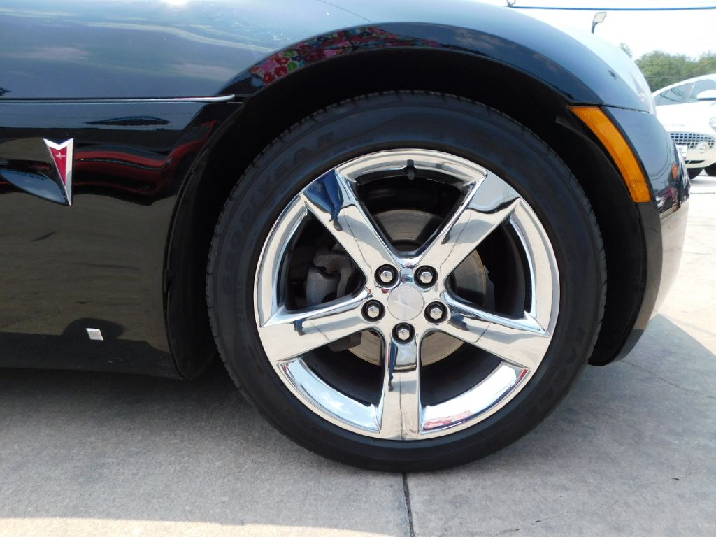 Used Car 2007 Pontiac Solstice  Gxp For Sale In San Antonio, Texas