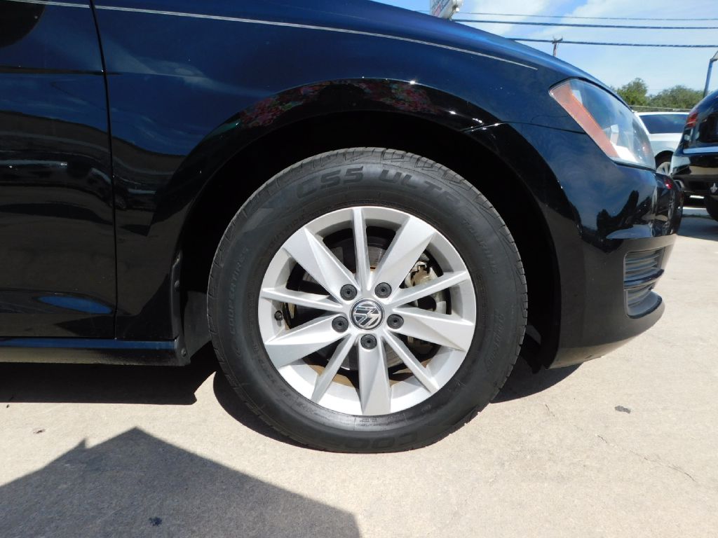 2015 Volkswagen Golf  In San Antonio, Texas
