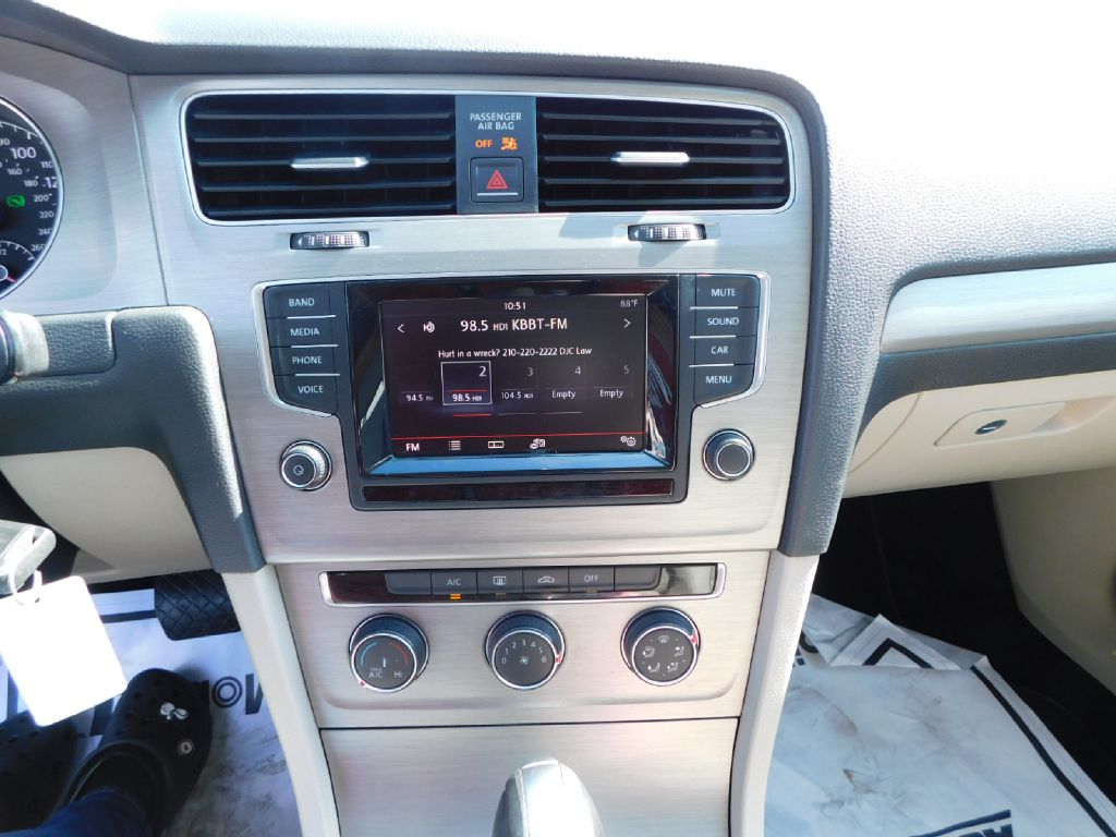 2015 Volkswagen Golf  In San Antonio, Texas