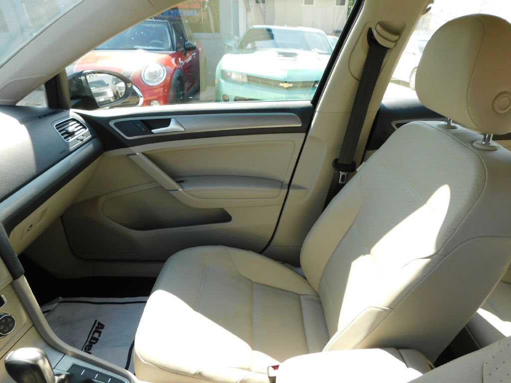 2015 Volkswagen Golf  In San Antonio, Texas