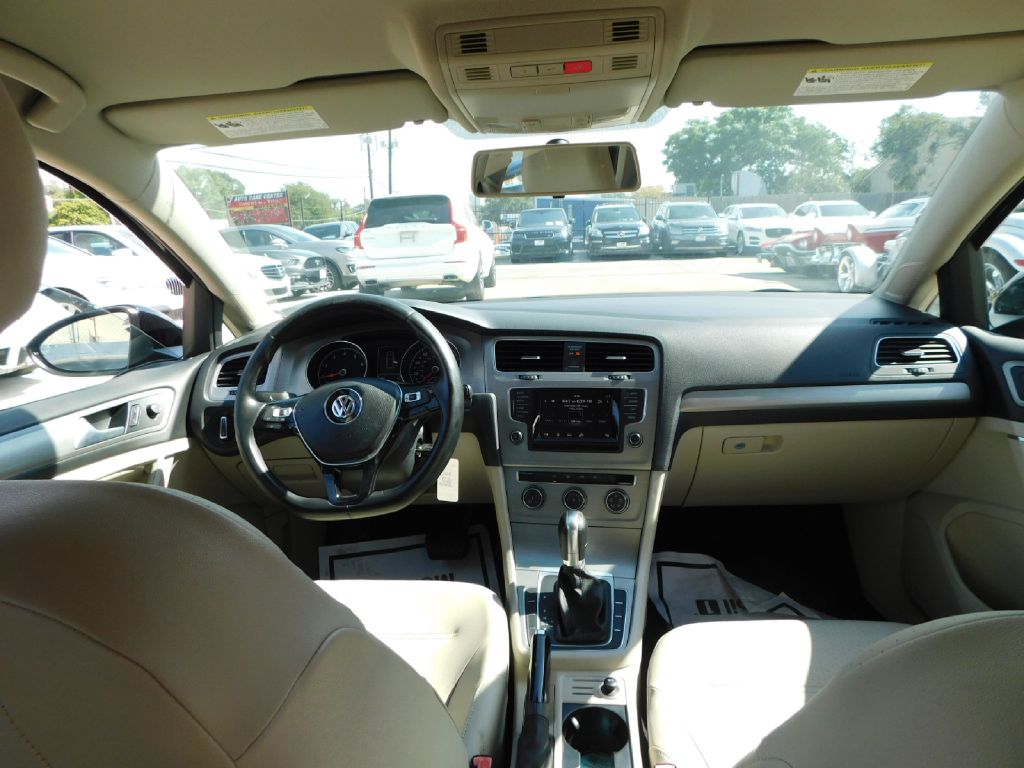 2015 Volkswagen Golf  In San Antonio, Texas