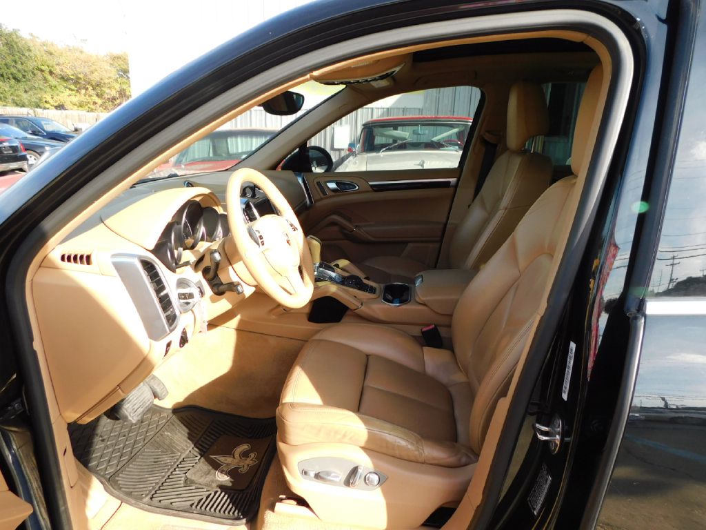 2014 Porsche Cayenne  In San Antonio, Texas