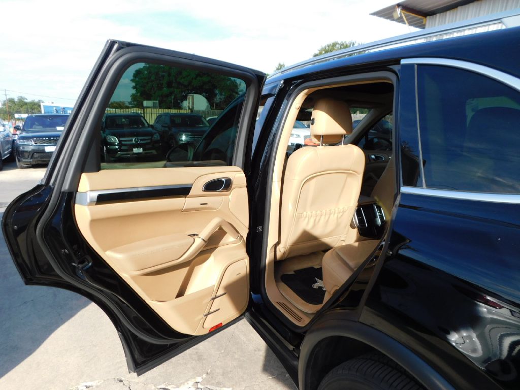 2014 Porsche Cayenne  In San Antonio, Texas