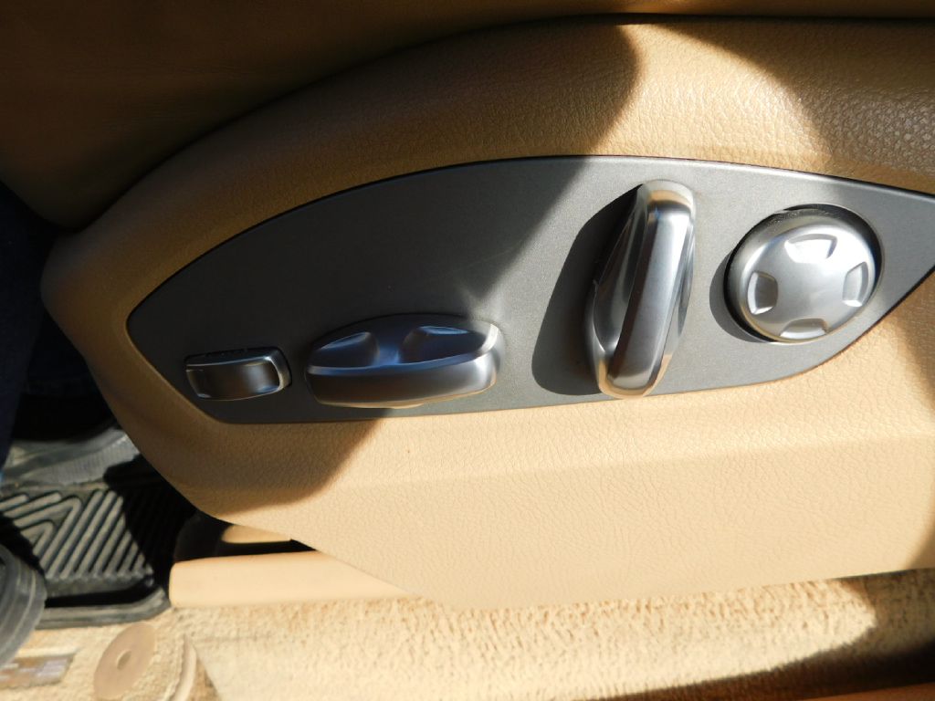 2014 Porsche Cayenne  In San Antonio, Texas