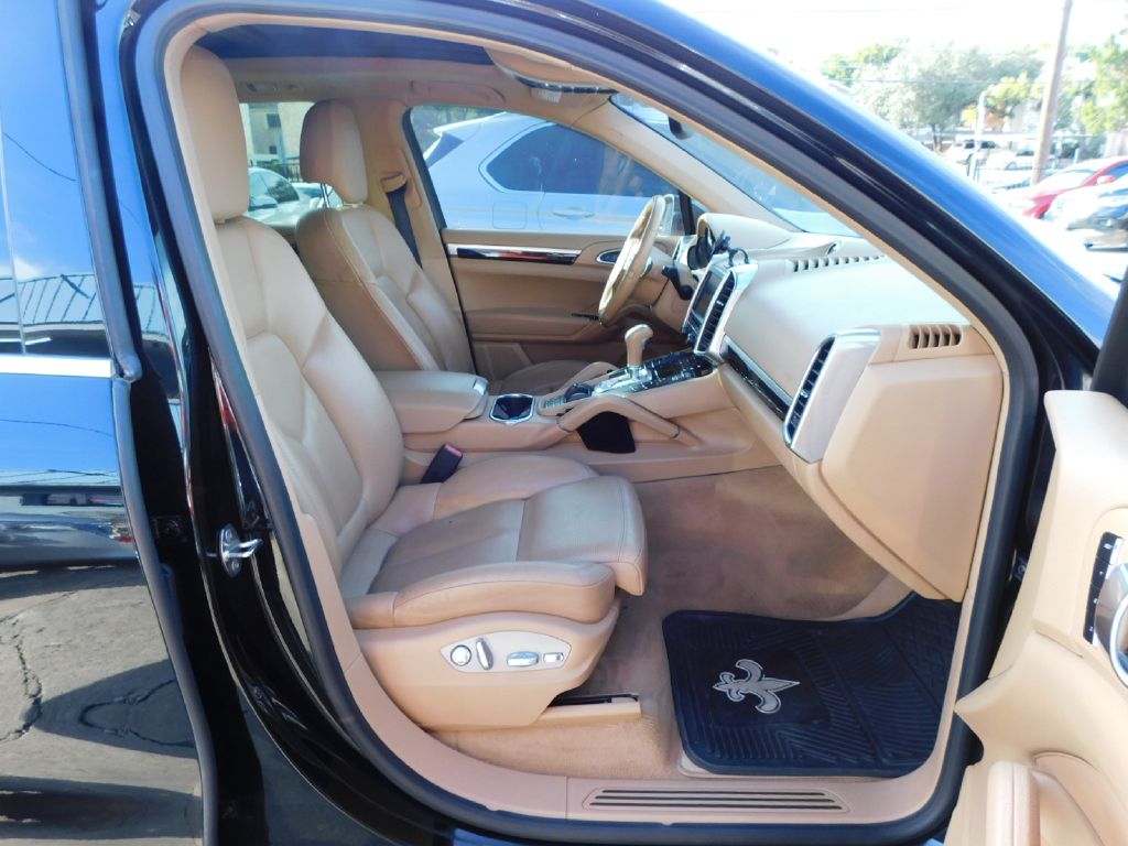 2014 Porsche Cayenne  In San Antonio, Texas