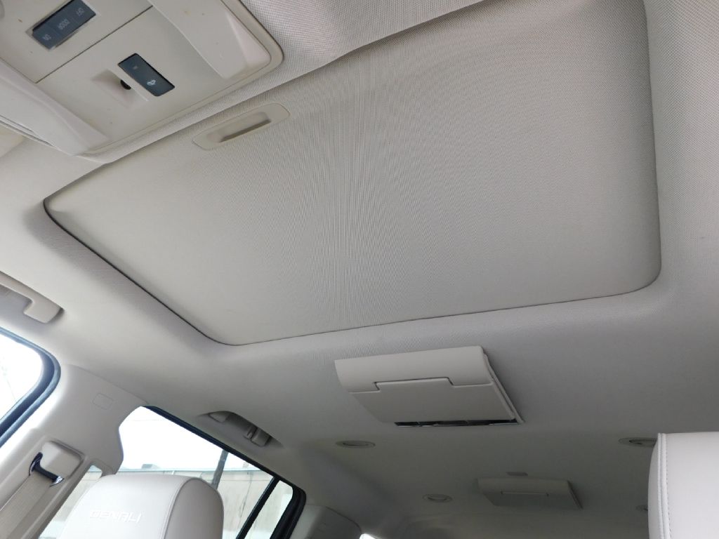 2015 Gmc Yukon Xl  Denali In San Antonio, Texas
