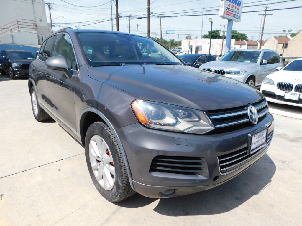 2013 Volkswagen Touareg  V6 In San Antonio, Texas