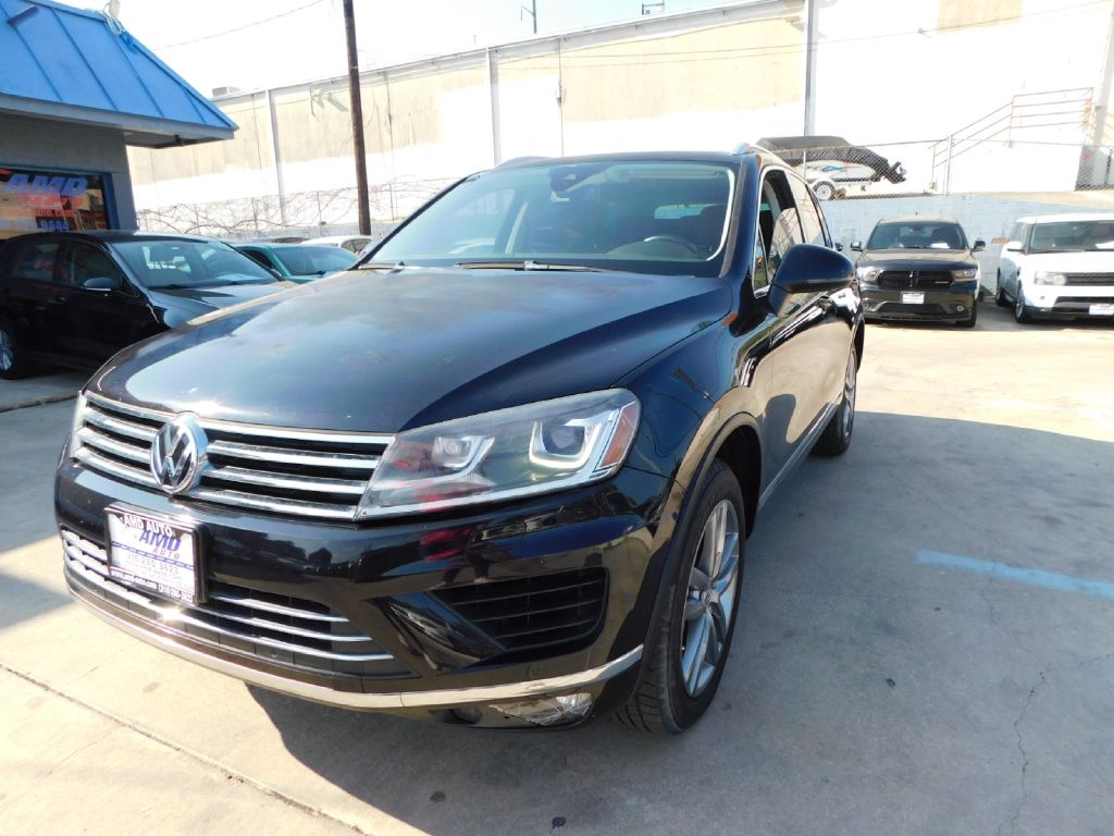 Used Car 2016 Volkswagen Touareg  Sport For Sale Under $15,000 In San Antonio, Texas