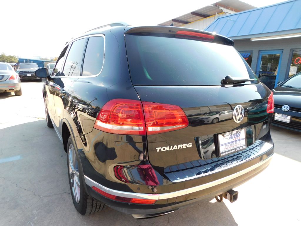 Used Car 2016 Volkswagen Touareg  Sport For Sale Under $15,000 In San Antonio, Texas