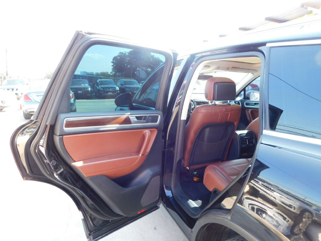 Used Car 2016 Volkswagen Touareg  Sport For Sale Under $15,000 In San Antonio, Texas