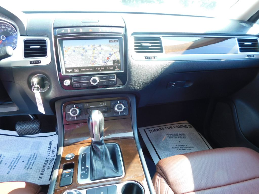 Used Car 2016 Volkswagen Touareg  Sport For Sale Under $15,000 In San Antonio, Texas