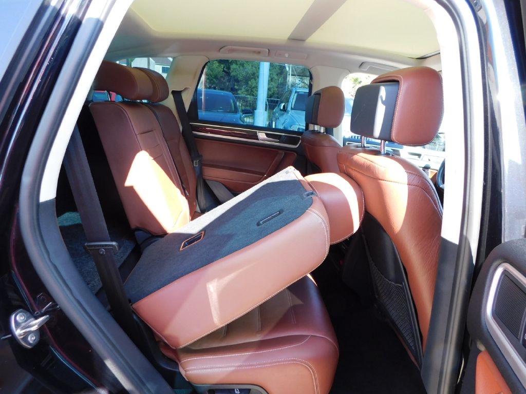 Used Car 2016 Volkswagen Touareg  Sport For Sale Under $15,000 In San Antonio, Texas