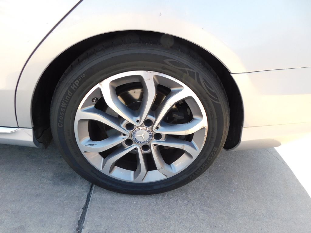 Used Car 2015 Mercedes-benz C-class  C300 For Sale Under $10,000 In San Antonio, Texas
