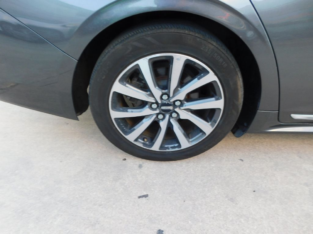 Used Car 2017 Lincoln Continental  Premiere For Sale Under $15,000 In San Antonio, Texas