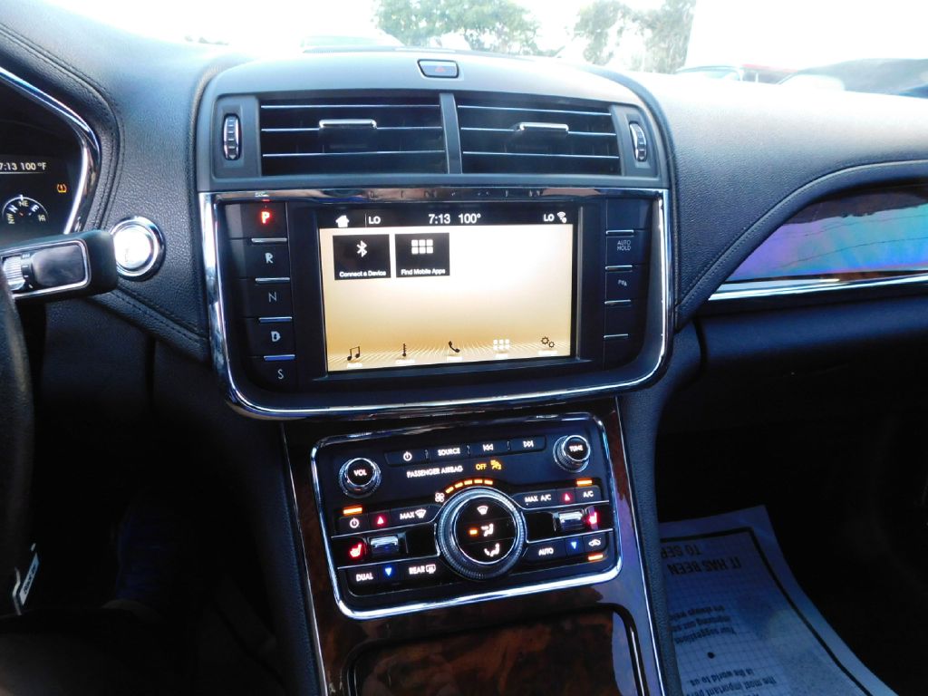 Used Car 2017 Lincoln Continental  Premiere For Sale Under $15,000 In San Antonio, Texas