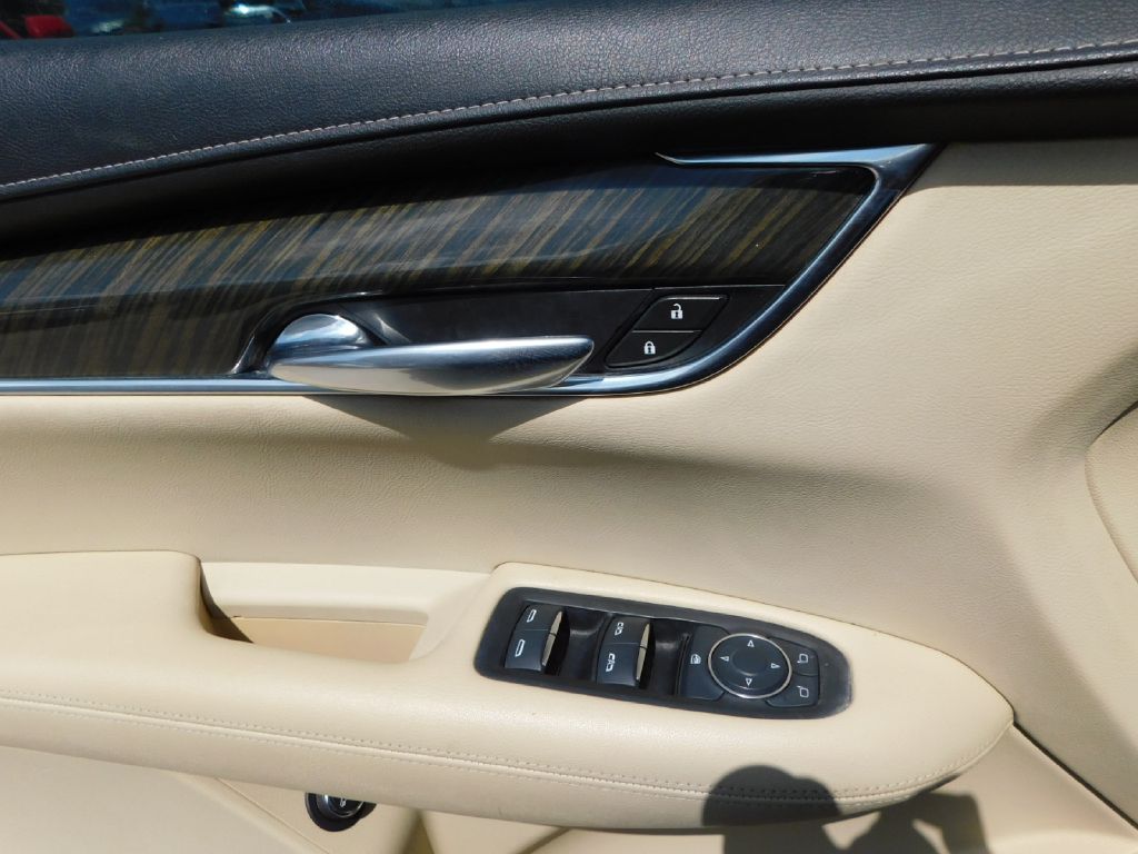 Used Car 2017 Cadillac Xt5  For Sale Under $15,000 In San Antonio, Texas
