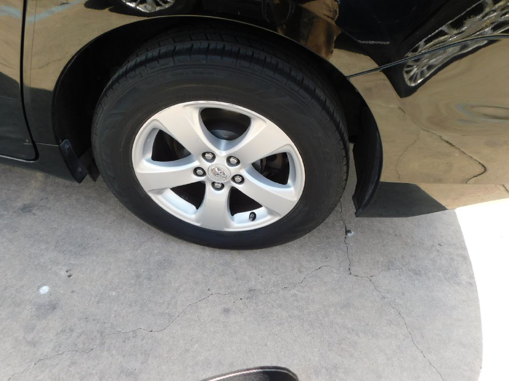 Used Car 2013 Toyota Sienna  Le For Sale In San Antonio, Texas