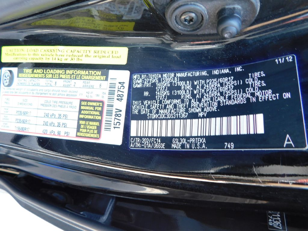 Used Car 2013 Toyota Sienna  Le For Sale In San Antonio, Texas