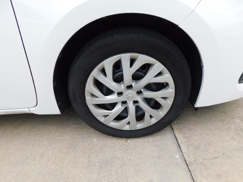 Used Car 2018 Toyota Corolla  Le For Sale In San Antonio, Texas