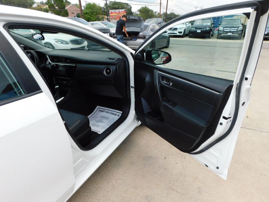 Used Car 2018 Toyota Corolla  Le For Sale In San Antonio, Texas