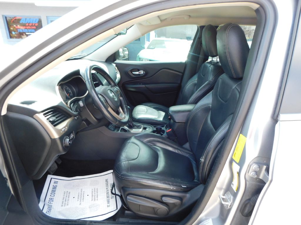 Used Car 2015 Jeep Cherokee  Latitude For Sale Under $10,000 In San Antonio, Texas