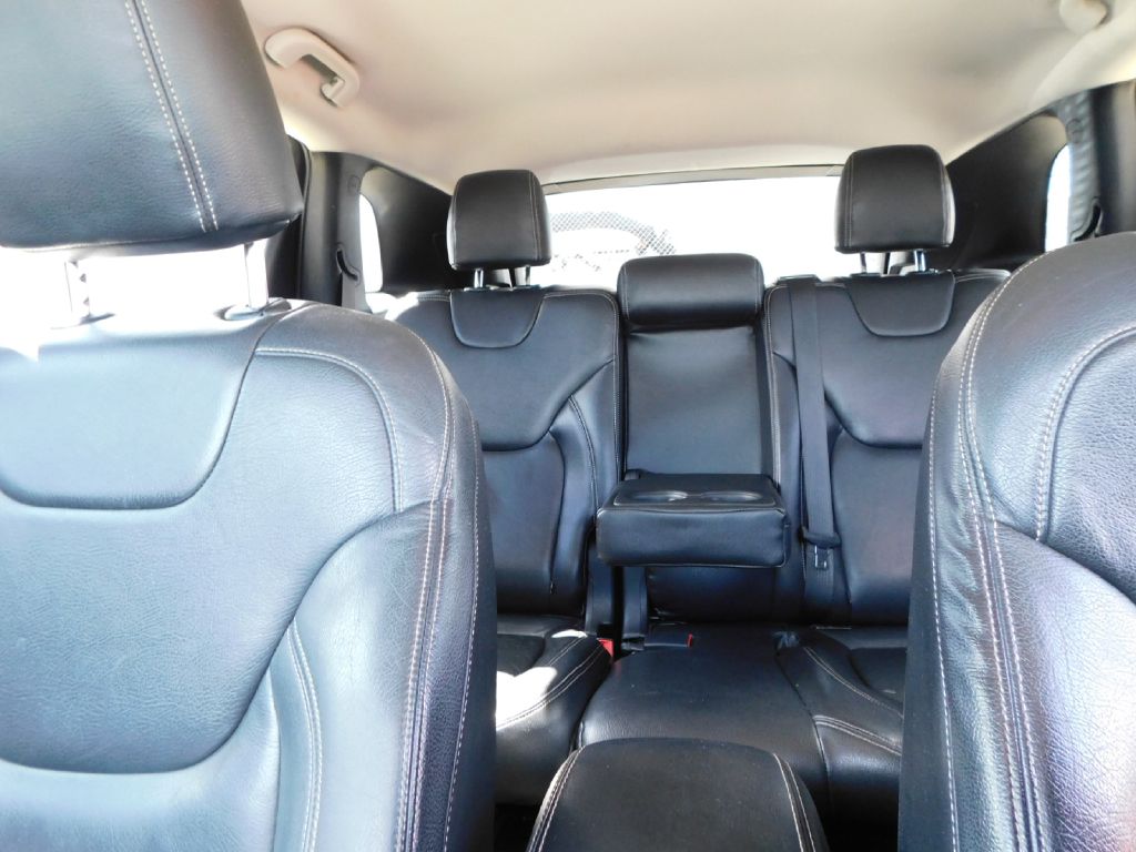 Used Car 2015 Jeep Cherokee  Latitude For Sale Under $10,000 In San Antonio, Texas