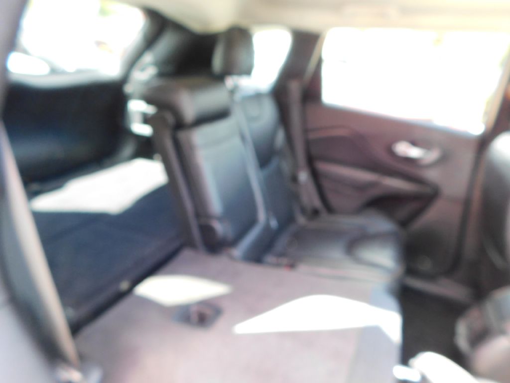 Used Car 2015 Jeep Cherokee  Latitude For Sale Under $10,000 In San Antonio, Texas