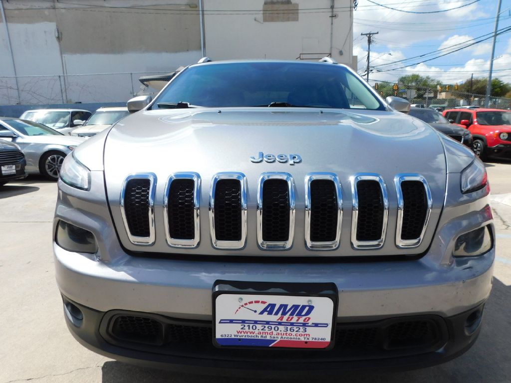 Used Car 2015 Jeep Cherokee  Latitude For Sale Under $10,000 In San Antonio, Texas