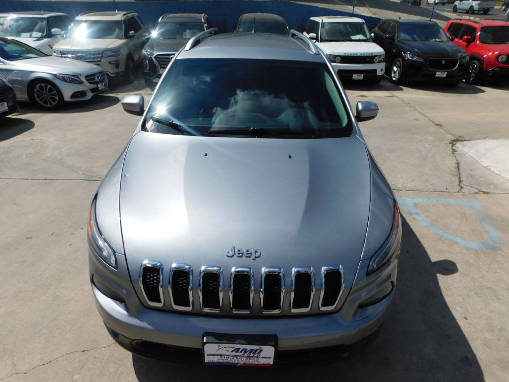 Used Car 2015 Jeep Cherokee  Latitude For Sale Under $10,000 In San Antonio, Texas
