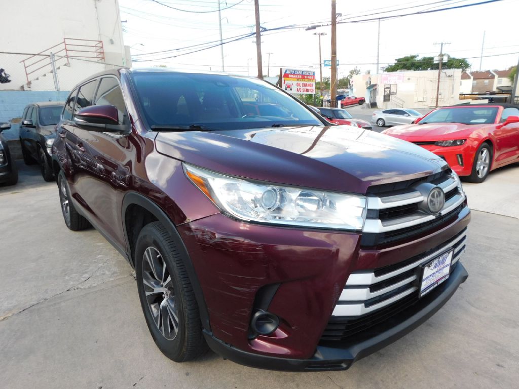 Used Car 2019 Toyota Highlander  Le For Sale Under $15,000 In San Antonio, Texas