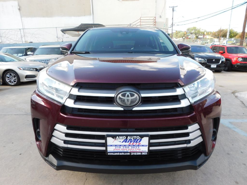 Used Car 2019 Toyota Highlander  Le For Sale Under $15,000 In San Antonio, Texas