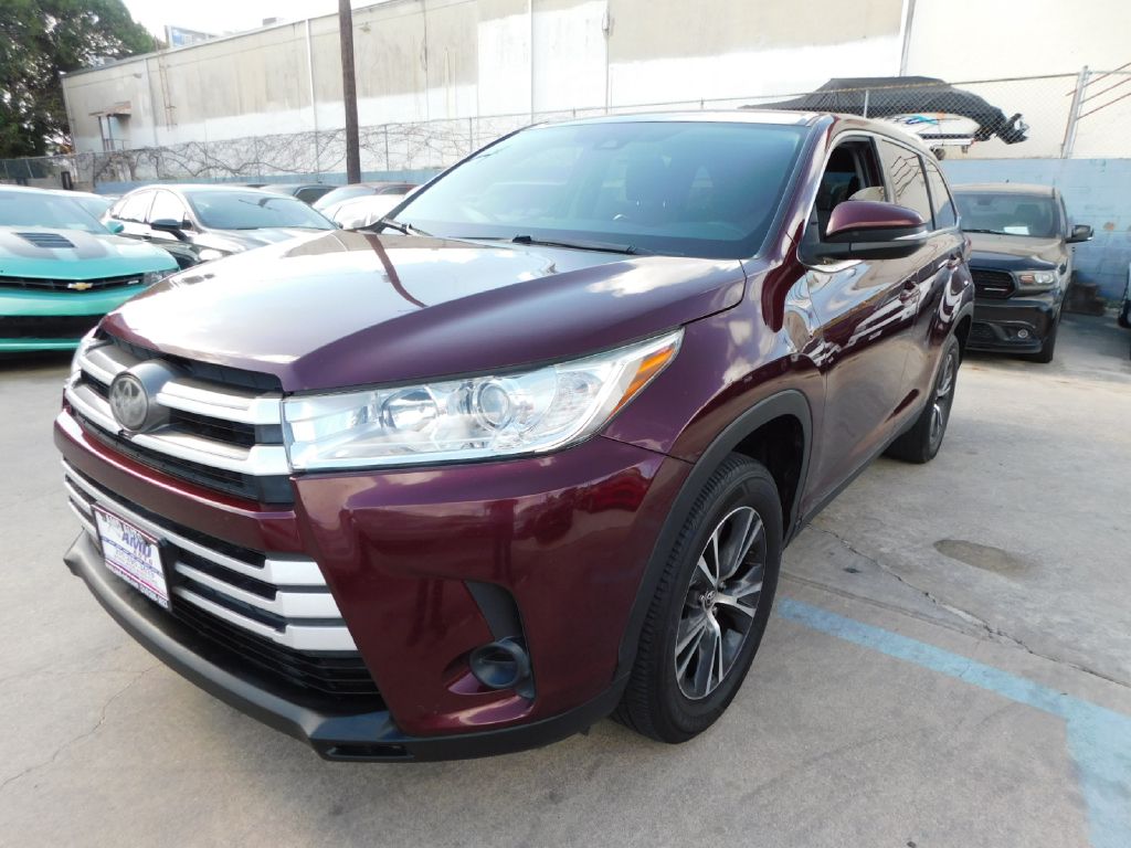 Used Car 2019 Toyota Highlander  Le For Sale Under $15,000 In San Antonio, Texas