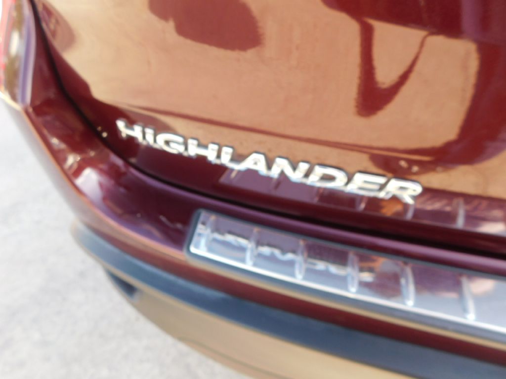 Used Car 2019 Toyota Highlander  Le For Sale Under $15,000 In San Antonio, Texas