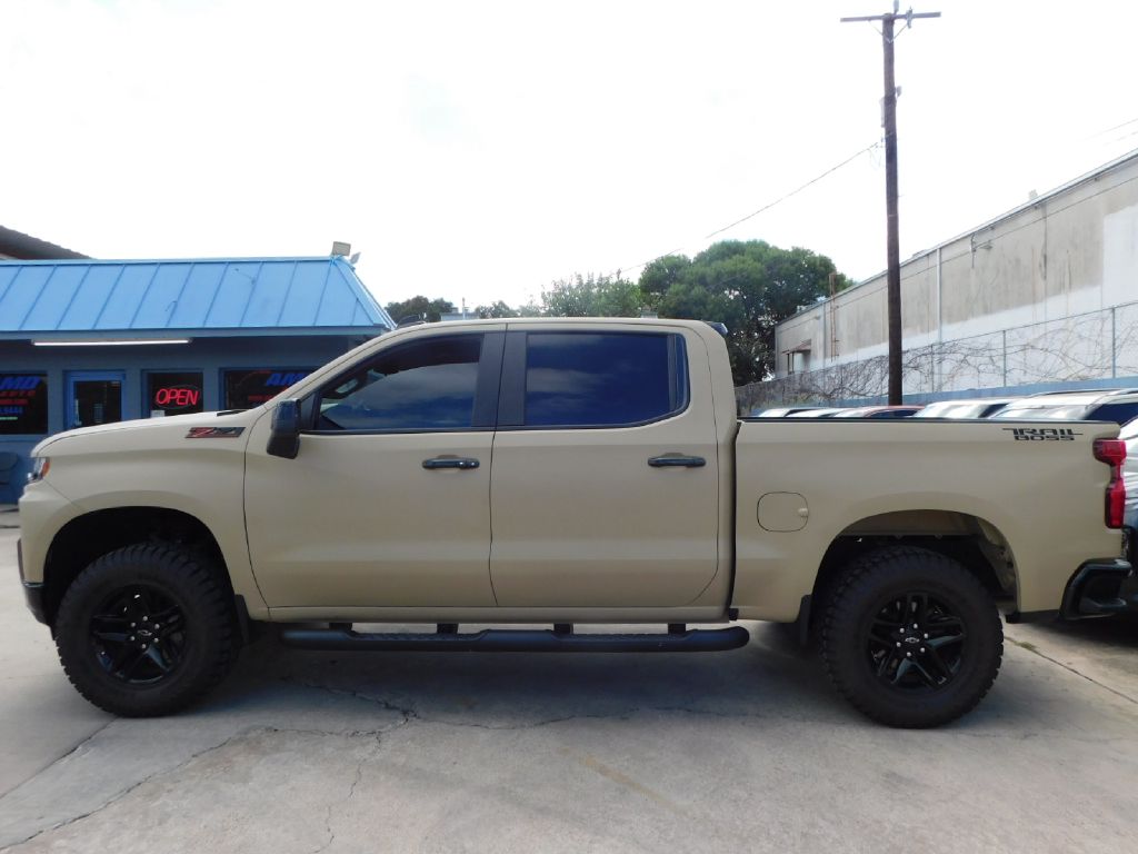 Used Car 2020 Chevrolet Silverado 1500  Lt Trail Boss For Sale Under $25,000 In San Antonio, Texas