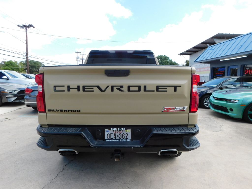 Used Car 2020 Chevrolet Silverado 1500  Lt Trail Boss For Sale Under $25,000 In San Antonio, Texas