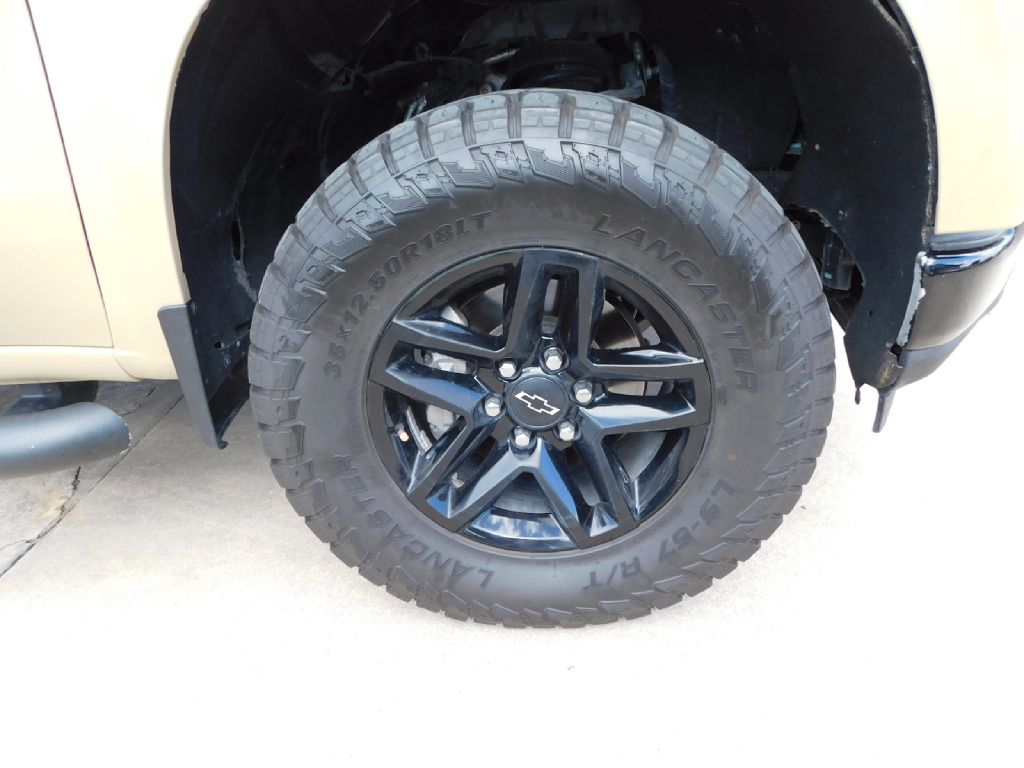 Used Car 2020 Chevrolet Silverado 1500  Lt Trail Boss For Sale Under $25,000 In San Antonio, Texas