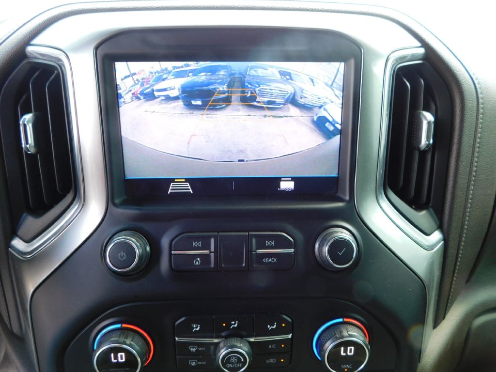Used Car 2020 Chevrolet Silverado 1500  Lt Trail Boss For Sale Under $25,000 In San Antonio, Texas