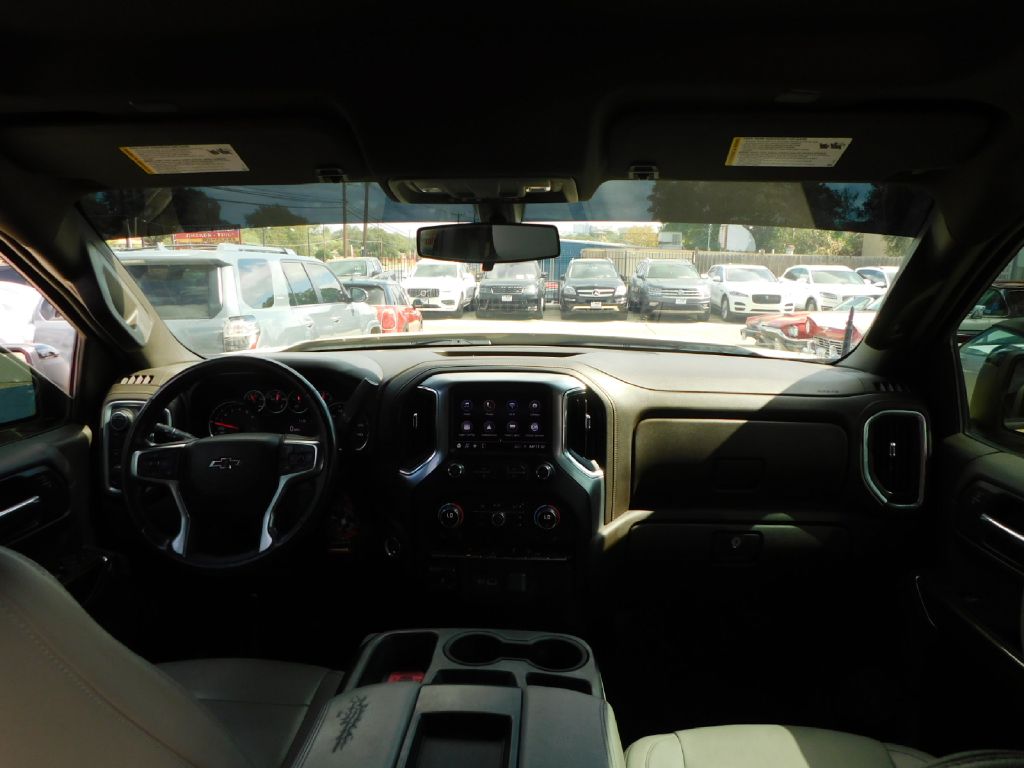 Used Car 2020 Chevrolet Silverado 1500  Lt Trail Boss For Sale Under $25,000 In San Antonio, Texas