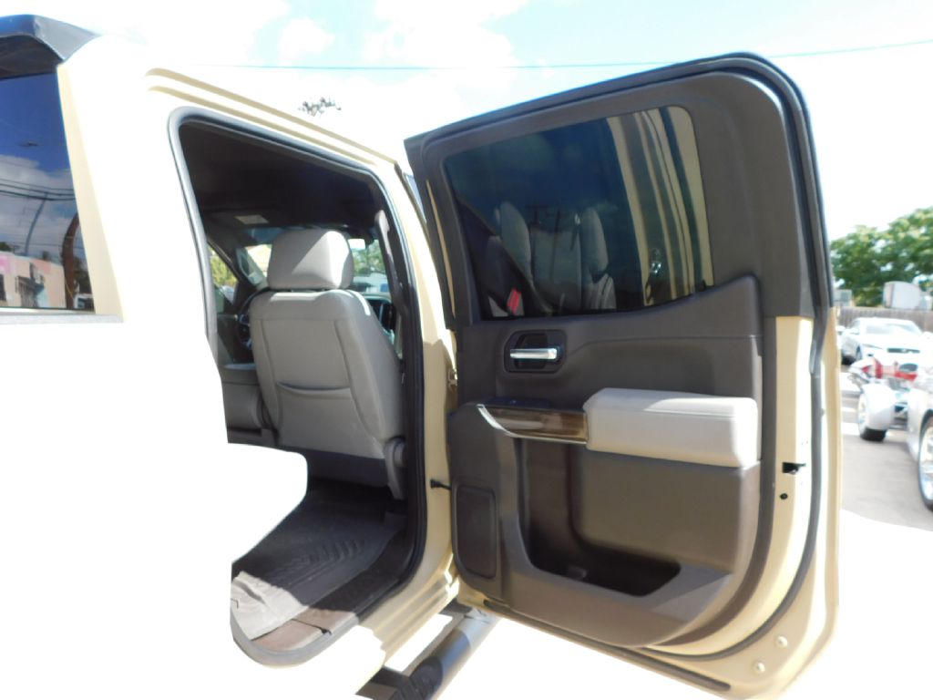 Used Car 2020 Chevrolet Silverado 1500  Lt Trail Boss For Sale Under $25,000 In San Antonio, Texas