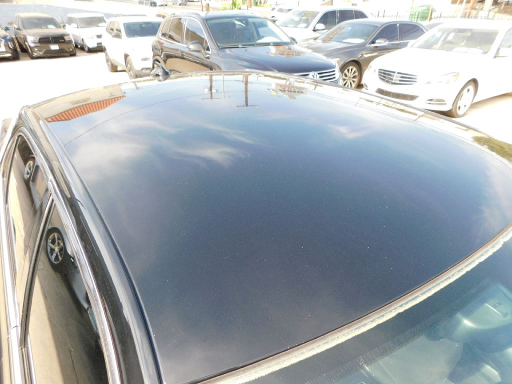 Used Car 2015 Chrysler 300  Limited For Sale Under $10,000 In San Antonio, Texas